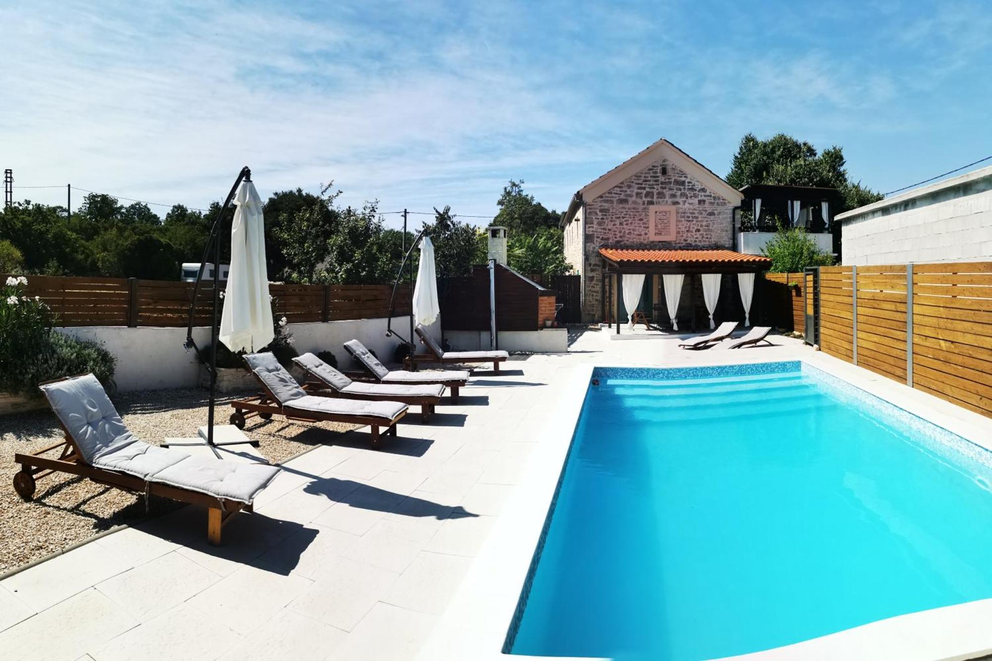 Apartments Malic Pridraga Exterior photo